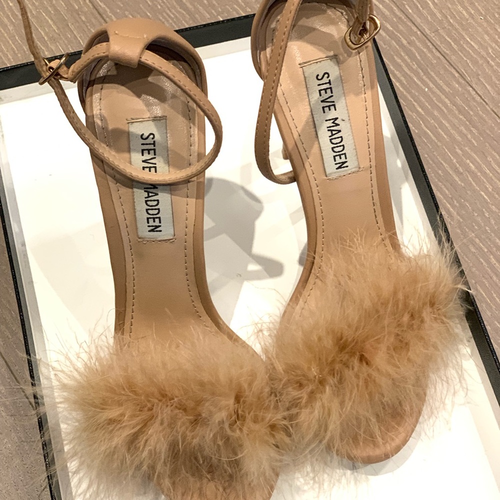 Steve Madden Heel with Fur. Worn only Once